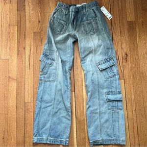 Size 24 Y2K BDG cargo pants!